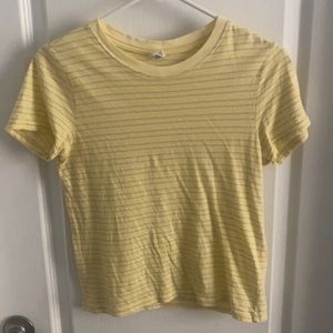 💛 Essential summer tee!!